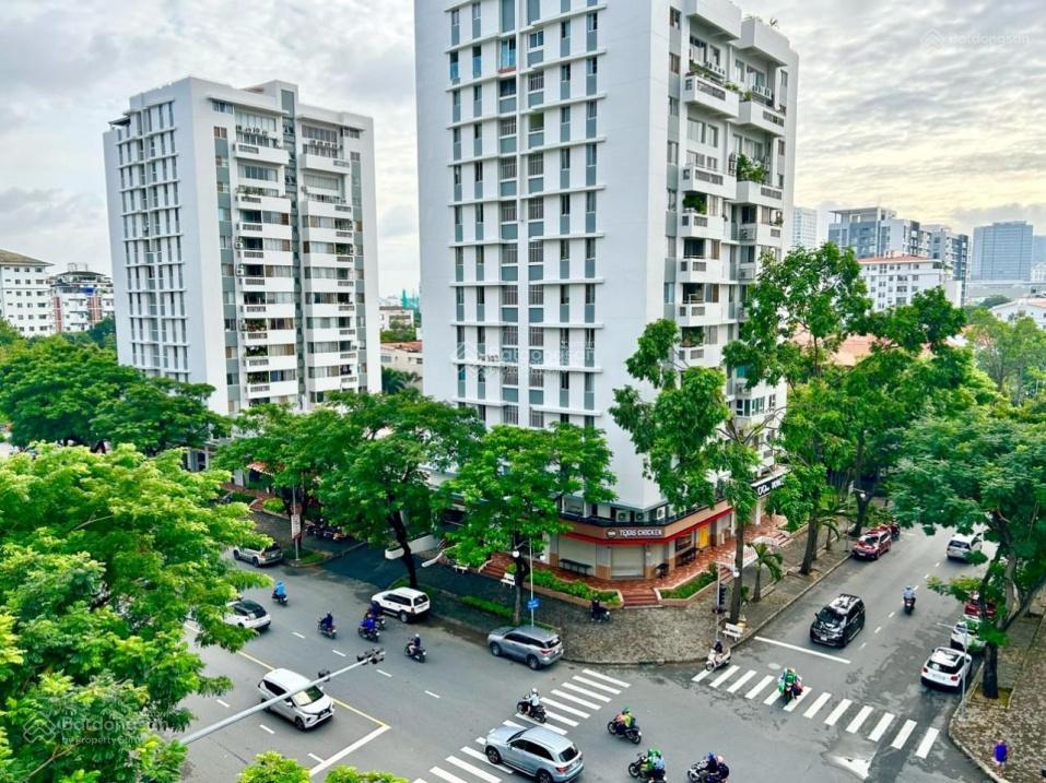 Bán căn hộ Mỹ Khánh, Phú Mỹ Hưng, view hồ bơi, lầu 6, 112m2, 8.85 tỷ. LH 0903 920 ***