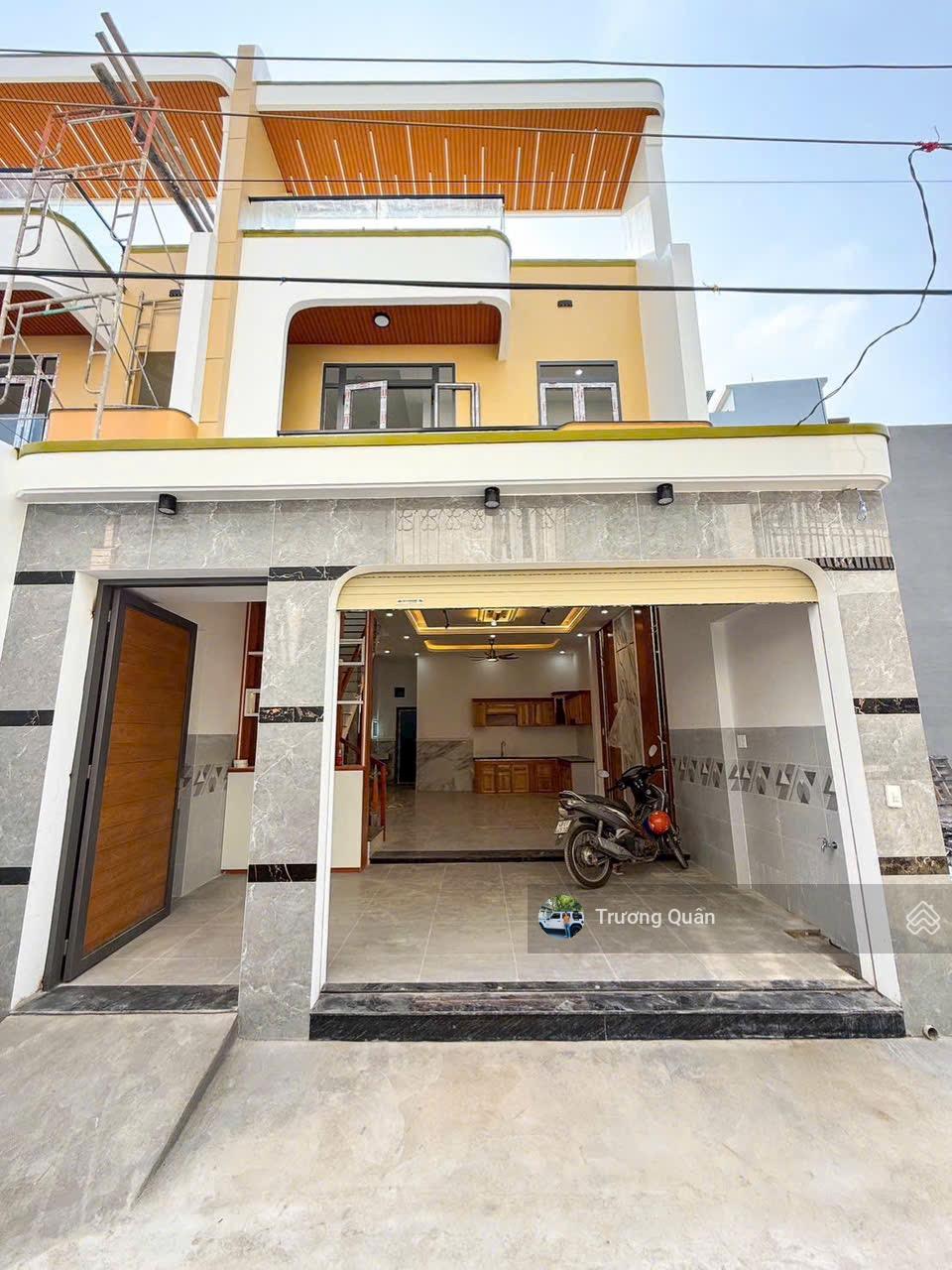 Bán nhà phố 1 trệt 1 lầu P. Bửu Hoà - gần ngã tư Chợ Đồn - cách đường Nguyễn Tri Phương chỉ 70m