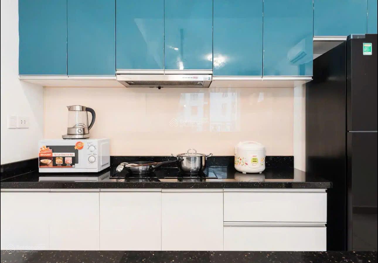 Cần cho thuê căn hộ mặt tiền Bến Vân Đồn 2PN-2WC The Tresor quận 4 giá tốt. LH: 0909 024 ***