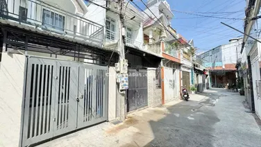 Nhà phố ngay Hội Trường Đông Hòa Dĩ An TP HCM