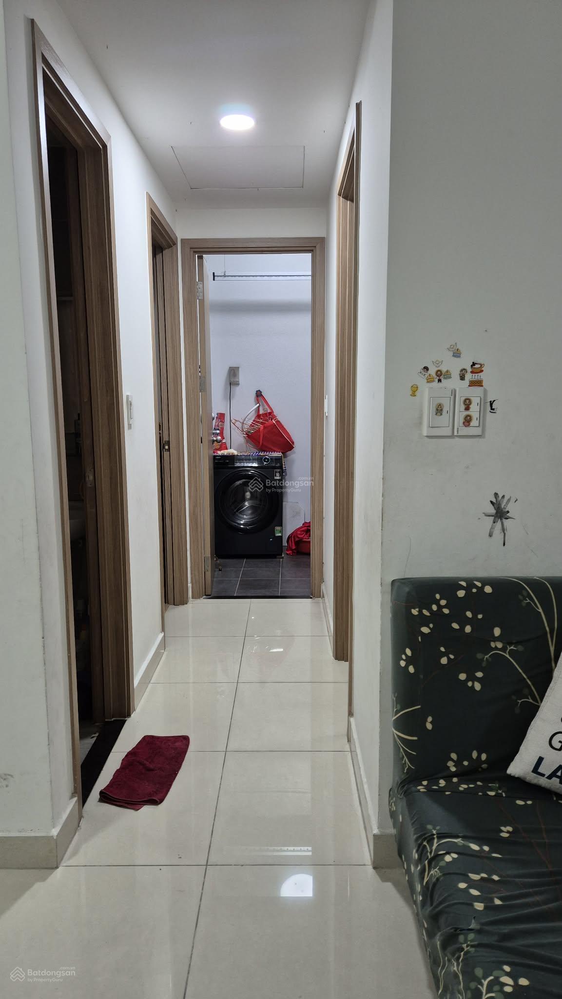 Bán nhanh Citi Soho tầng cao Block B. Giá bán 2 tỷ 950. Đầy đủ nội thất