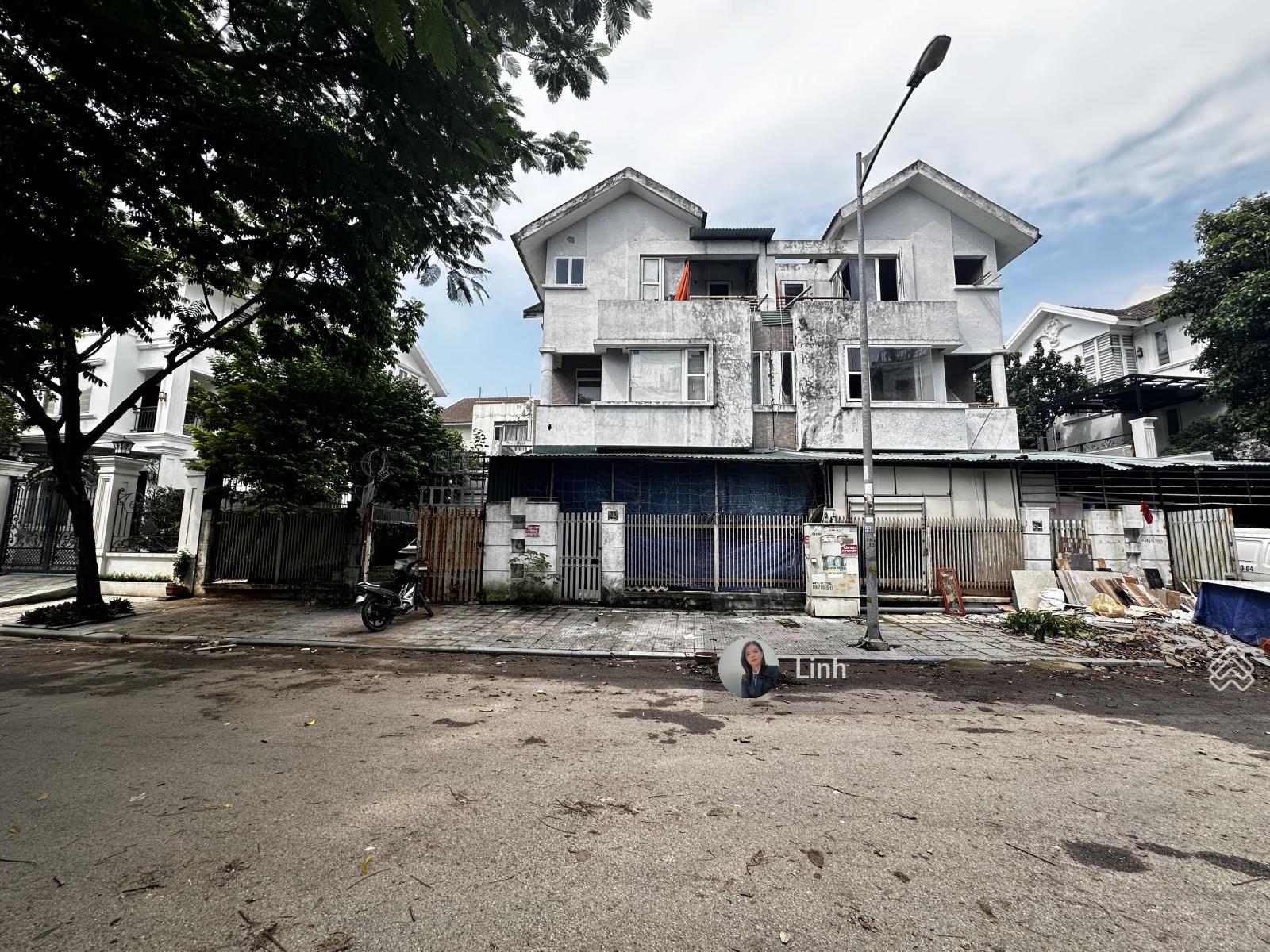 CHO THUÊ BIỆT THỰ VĂN PHÚ - HÀ ĐÔNG 255M2, NHÀ THÔ - ĐIỆN NƯỚC ĐẦY ĐỦ 15TR/THÁNG