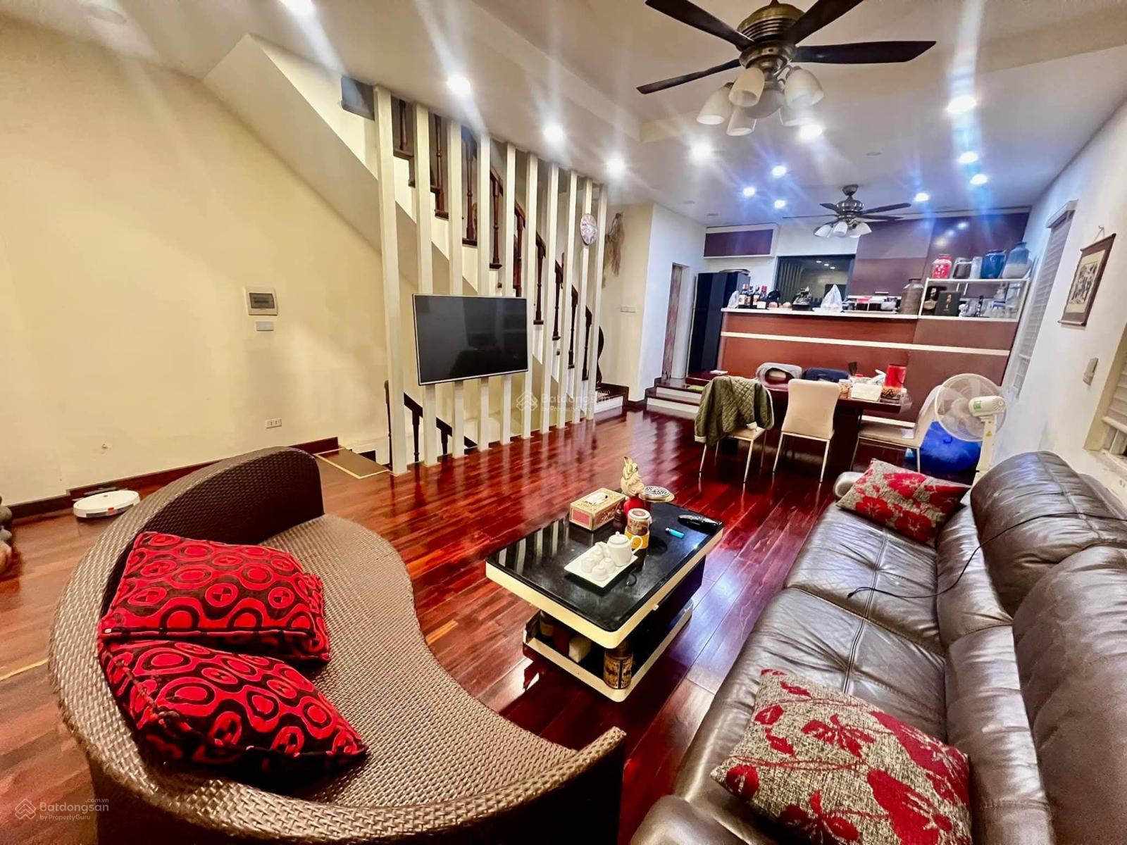 Thật 100%! Phân lô Phan Kế Bính, gần ô tô, lô góc, 3 thoáng, full nội thất đẹp, ở ngay.