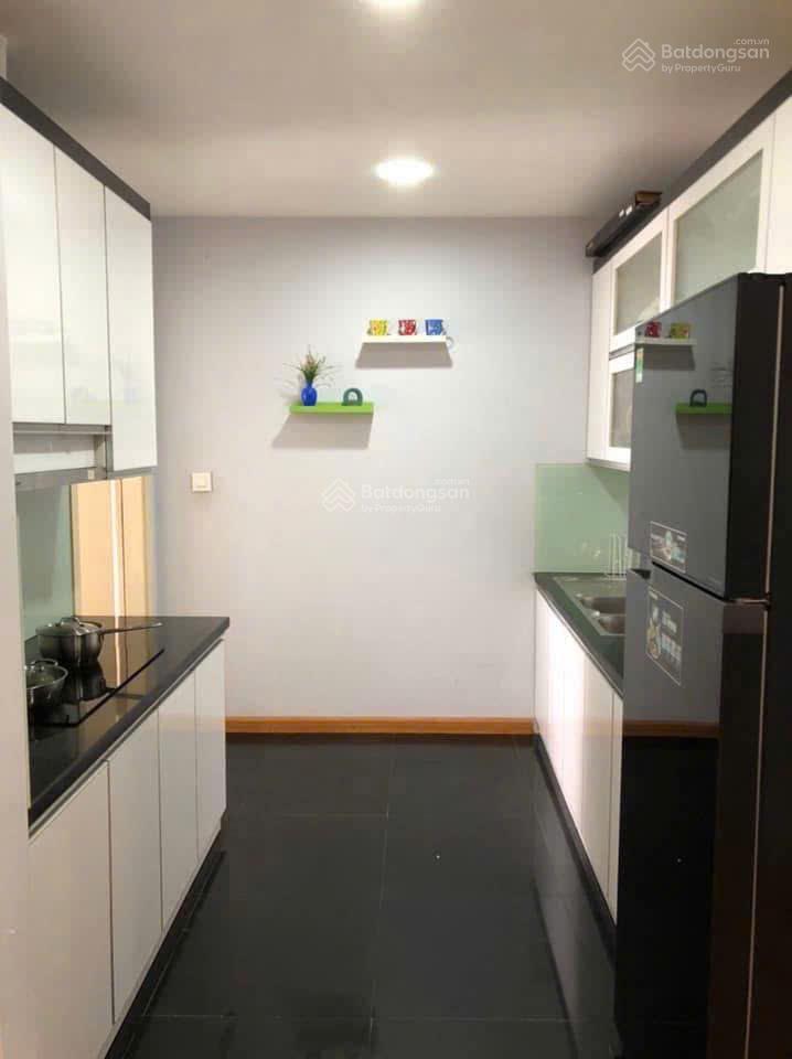 Cần cho thuê căn hộ tại Starcity Lê Văn Lương 2 ngủ full đồ giá 14tr/th có xuất để ôtô 0912 883 ***