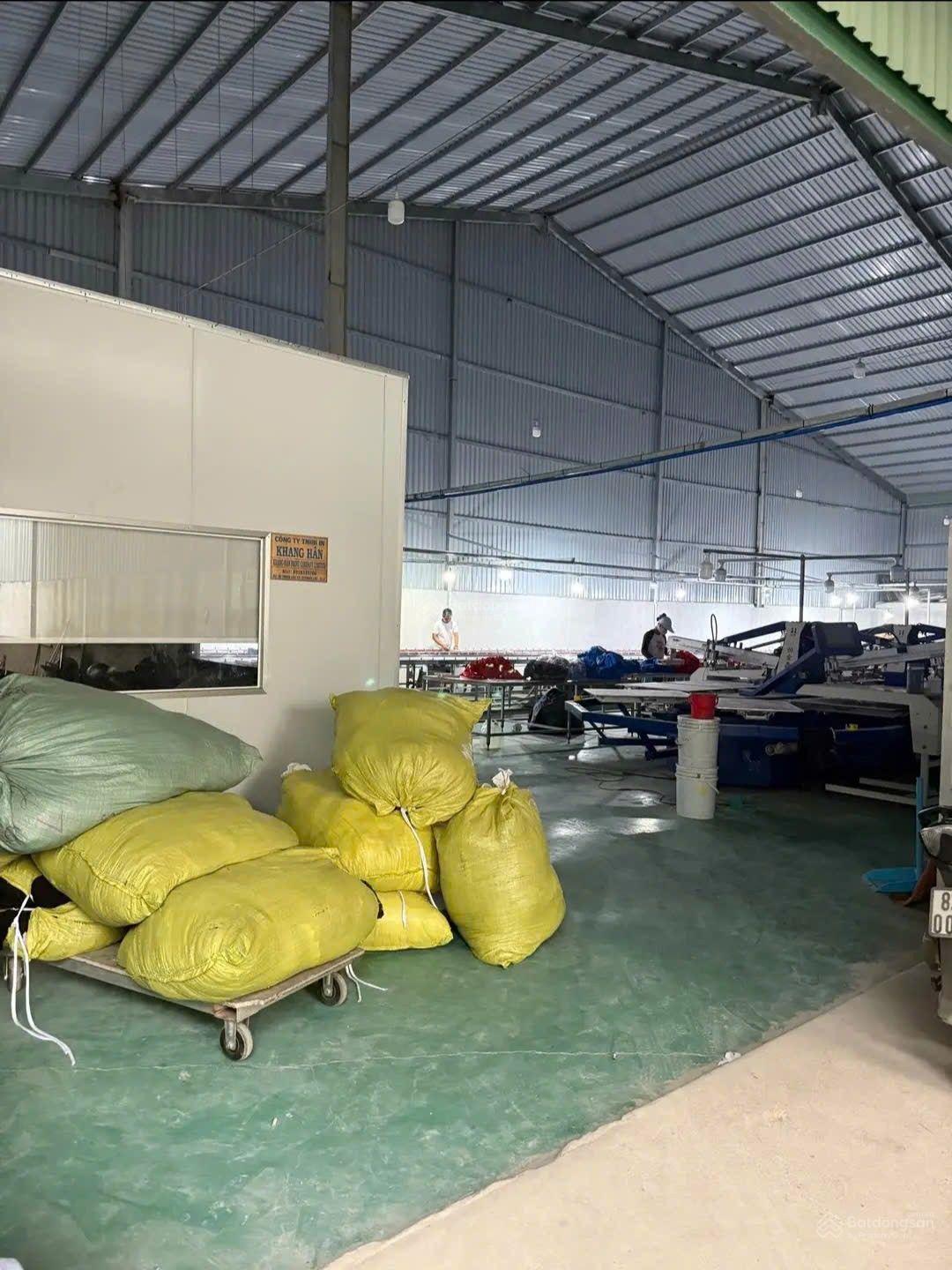 Chính Chủ Cho Thuê Nhà Xưởng Thạnh Lộc Q12. Dt: 720m Giá: 50tr