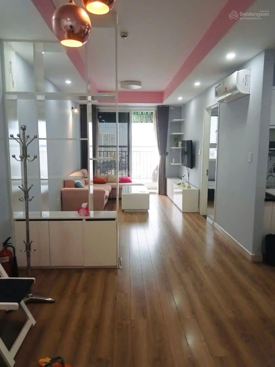 Cần bán chung cư Lotus Garden 2 phòng ngủ 70m2 sổ hồng sẵn đường Trịnh Đình Thảo, Tân Phú