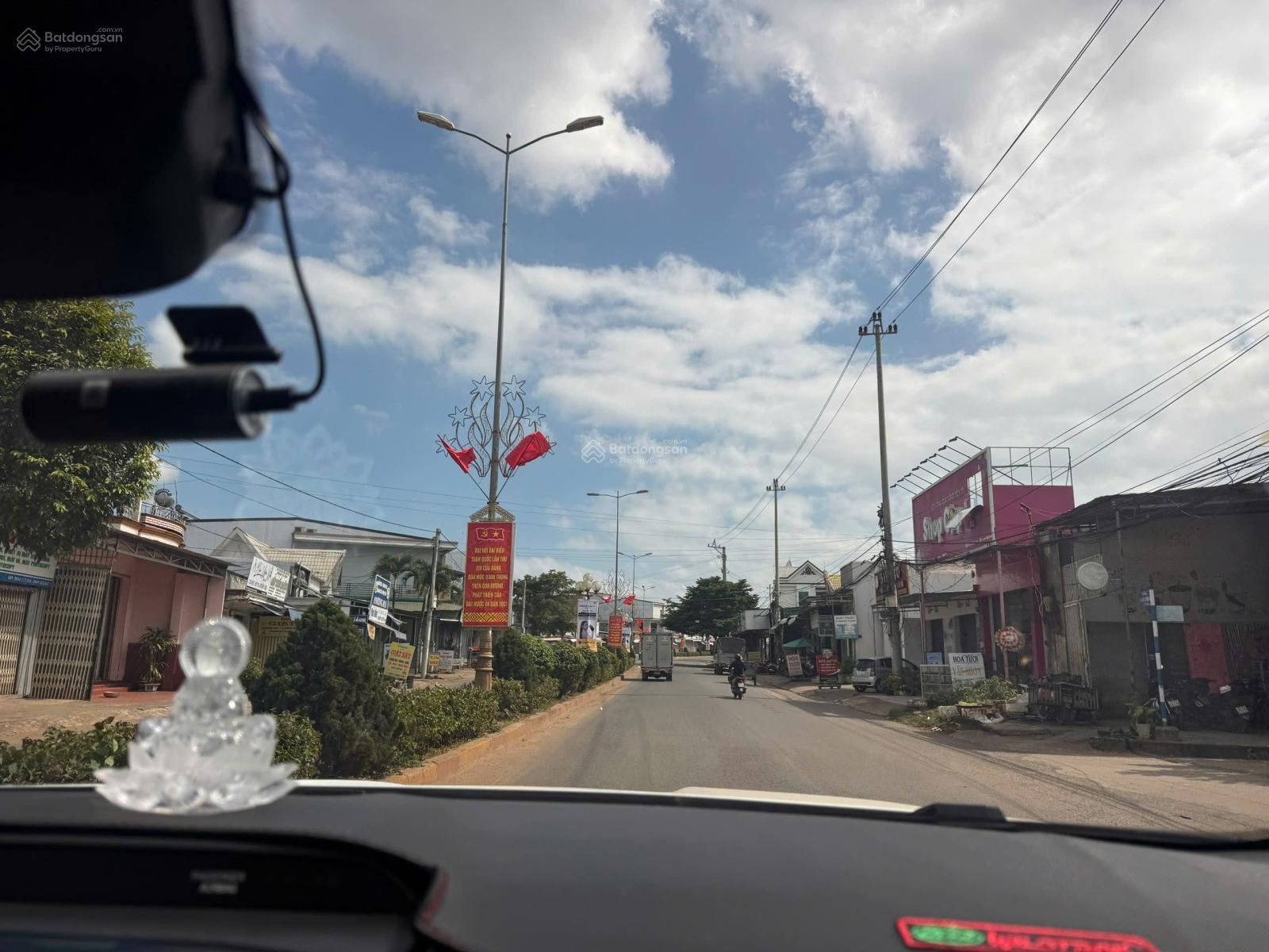 Ea Kar - Đắk Lắk DT gần 200m2 sẵn thổ cư đường bê tông oto tới đất giá chỉ từ 138tr/lô bao sổ