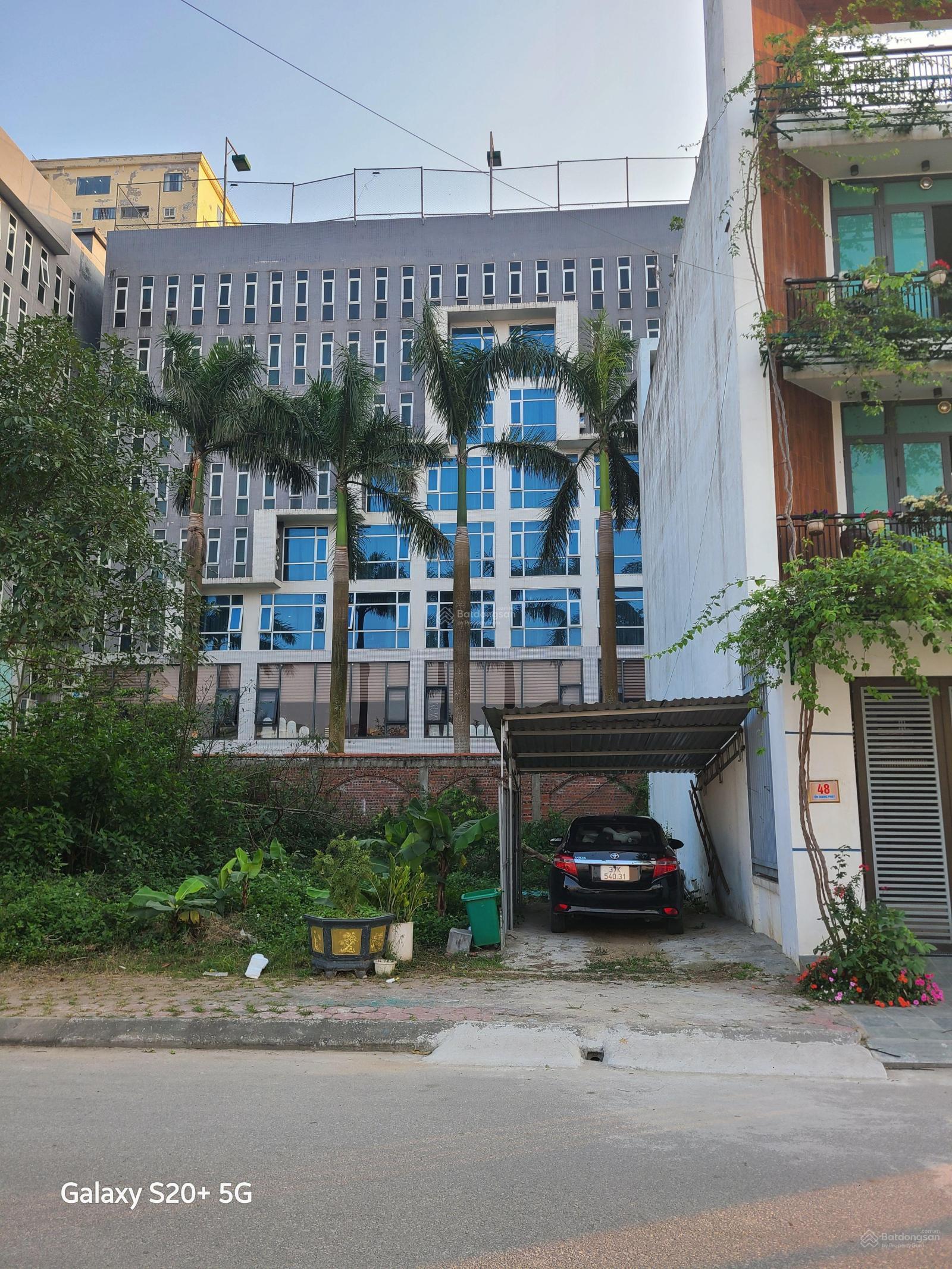 Bán đất mặt đường Tôn Quang Phiệt Quán Bàu cũ