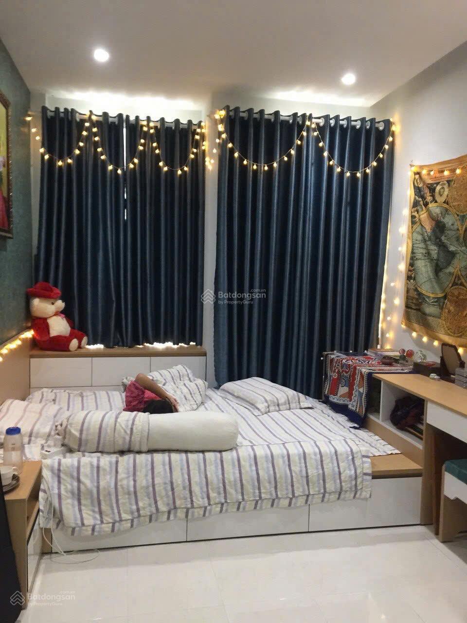 Bán nhà Tô Hiến Thành - P.15 Q10 . Liên hệ 0903 070 ***