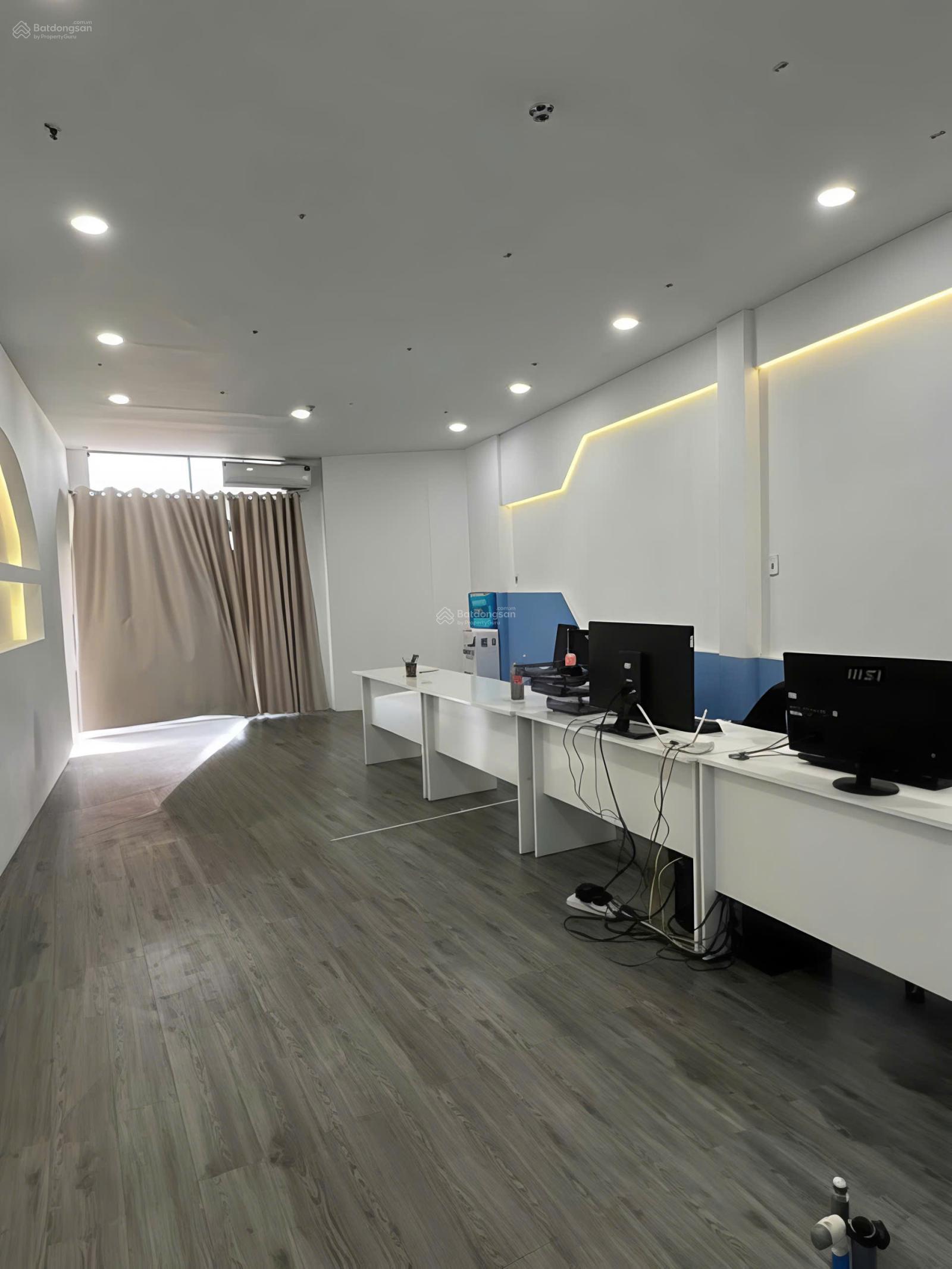 Cho thuê nhà mặt tiền Sư Vạn Hạnh, P.12, quận 10 - DTSD 500m2 - Thang Máy - PCCC đầy đủ Cho thuê nhà mặt tiền Sư Vạn Hạnh, P.12, quận 10 - DTSD 500m2 - Thang Máy - PCCC đầy đủ