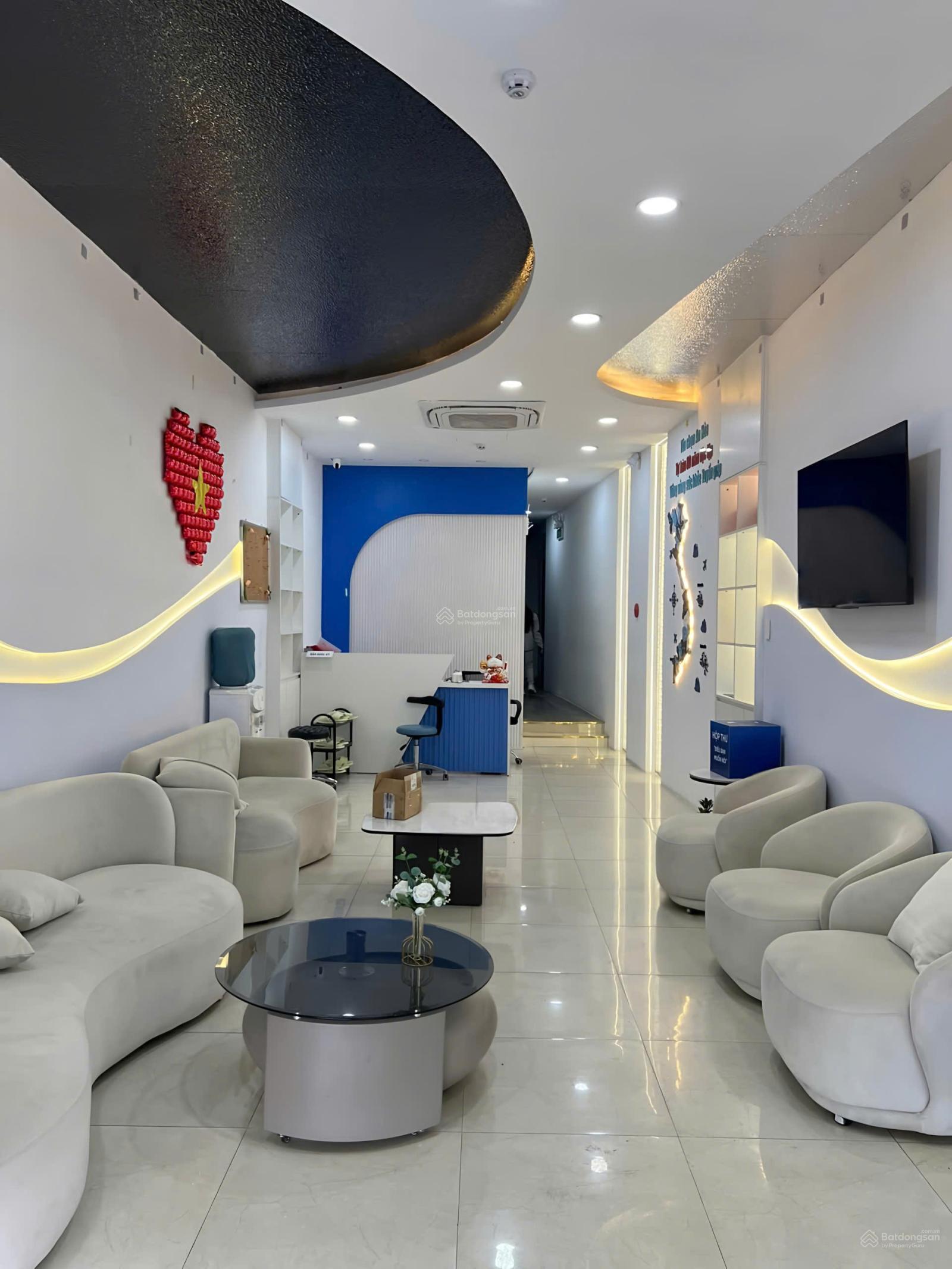 Cho thuê nhà mặt tiền Sư Vạn Hạnh, P.12, quận 10 - DTSD 500m2 - Thang Máy - PCCC đầy đủ Cho thuê nhà mặt tiền Sư Vạn Hạnh, P.12, quận 10 - DTSD 500m2 - Thang Máy - PCCC đầy đủ