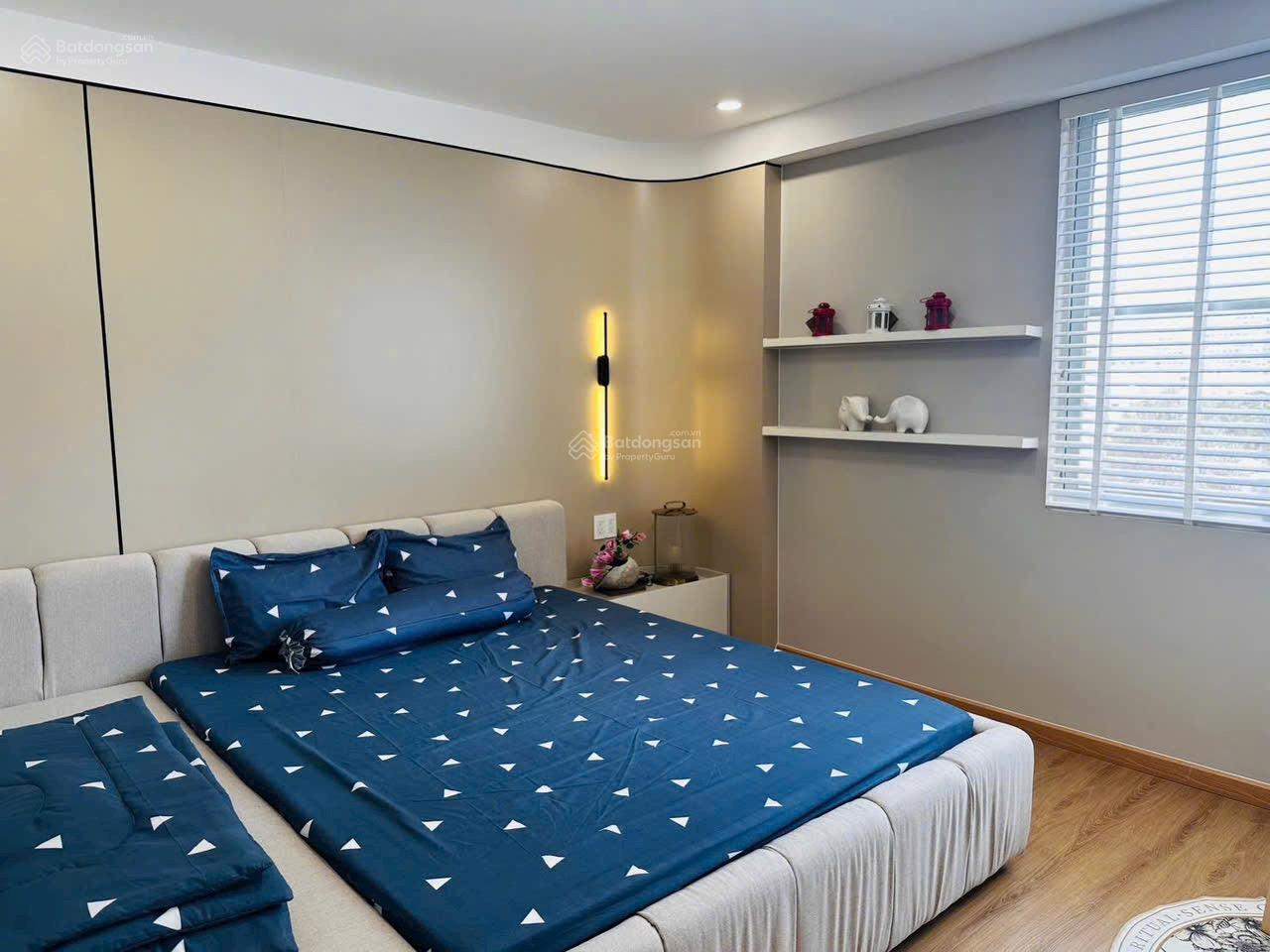 Bán nhanh căn hộ Mỹ Khánh 1A Phú Mỹ Hưng, view hồ bơi, giá 9.7 tỷ