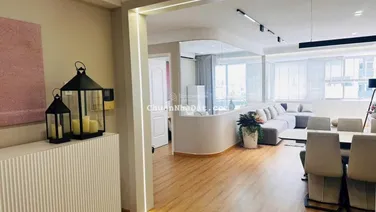 Bán nhanh căn hộ Mỹ Khánh 1A Phú Mỹ Hưng, view hồ bơi, giá 9.7 tỷ