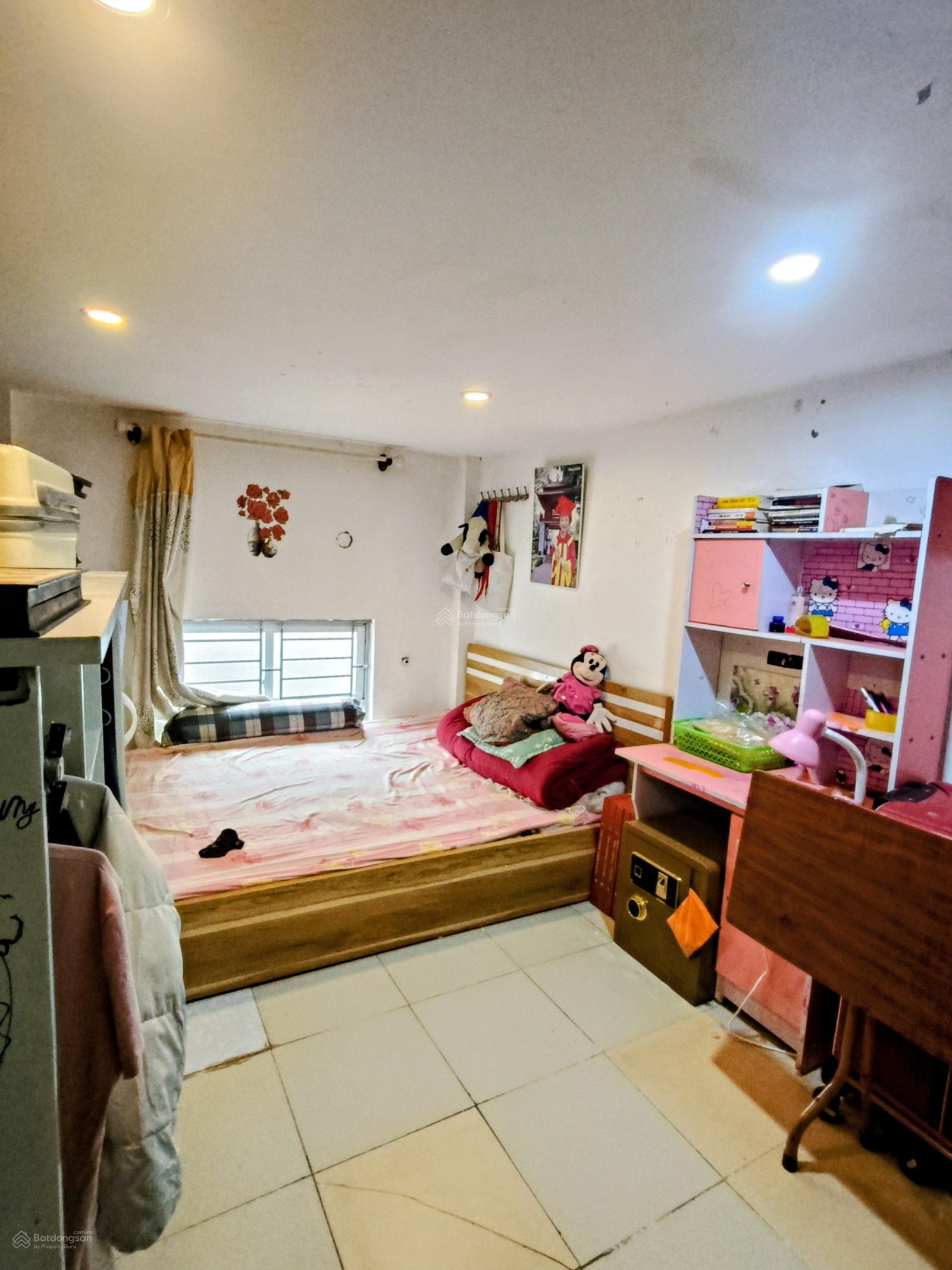 NHU CẦU MUA NHÀ MỚI CẦN BÁN. Chính chủ bán gấp căn nhà riêng 31m2 1.5 tầng, MT 4m. 2 PN, 15m oto