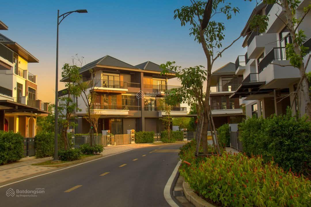 Bán căn Spring đặc biệt Zone 2 diện tích 115m2 có sân vườn rộng hơn căn thường 10m2 giá tốt nhất