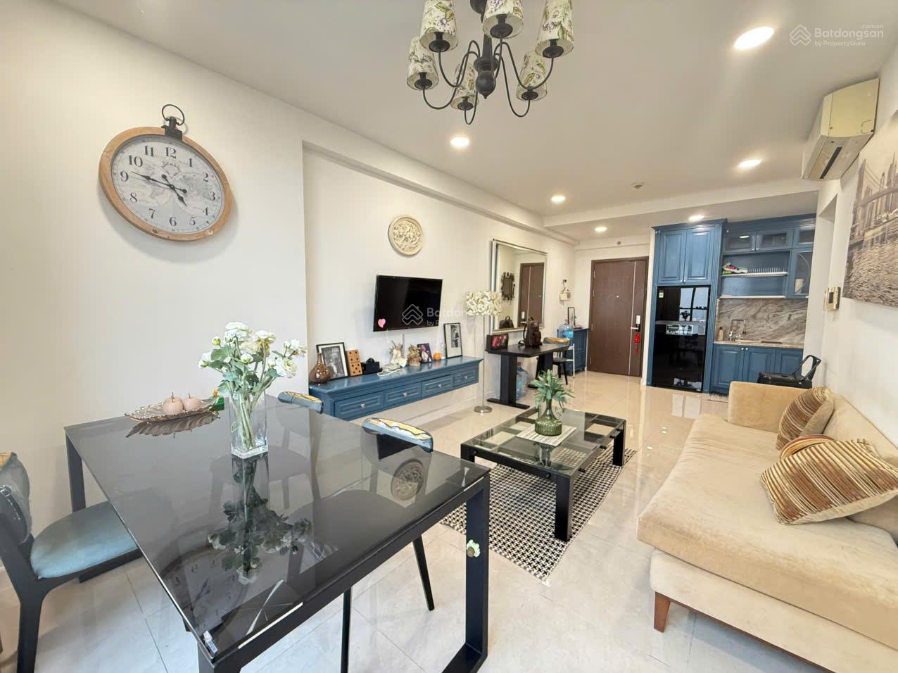 Thuê ngay 3PN2WC 90m2 view ngắm pháo hoa chỉ 25tr ngay Bến Vân Đồn quận 4 sát Q1 Q3 LH 0775 924 ***