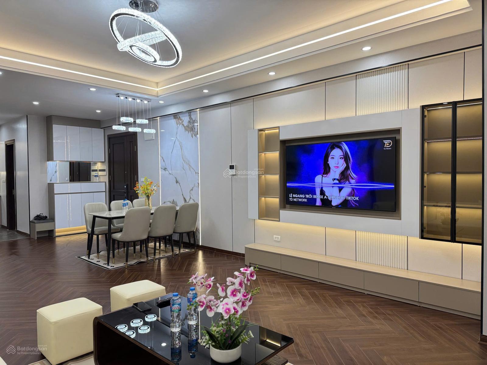 Tôi chủ nhà cần bán căn hộ 3N2WC 112m2 tại Vinata Tower, full nội thất, ban công Đông Nam, sổ đỏ