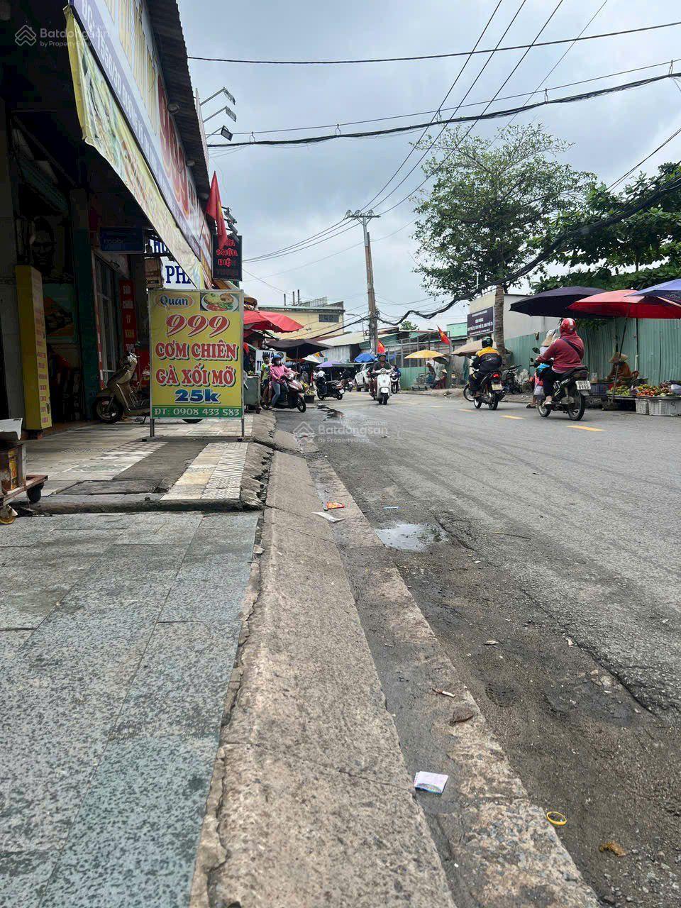 Quỹ đất công nghiệp trọng điểm, 1300m2 xe container 24/7 cách QL1A chỉ 100m dòng tiền 1.2 tỷ/năm