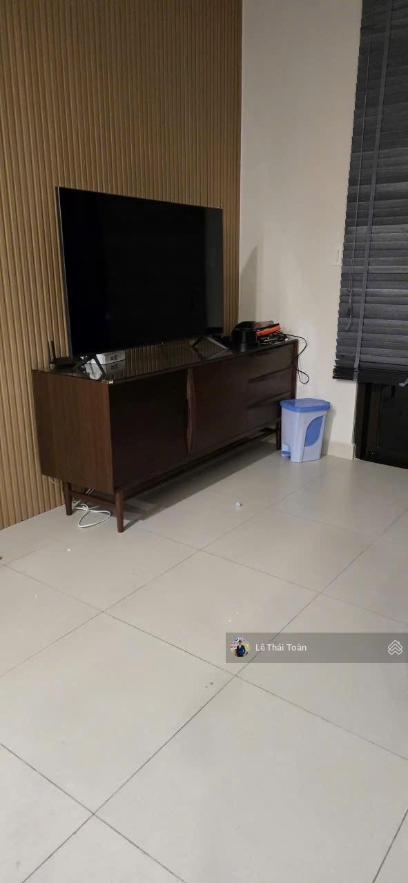 Bán căn 2PN góc full nội thất như hình tầng trung giá 3.7 tỷ ( hỗ trợ cho thuê 15-17 triệu/ tháng ) Bán căn 2PN góc full nội thất như hình tầng trung giá 3.7 tỷ ( hỗ trợ cho thuê 15-17 triệu/ tháng )