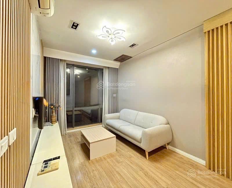 Chính chủ cho thuê chung cư Mipec Long Biên 70m2 giá 2 ngủ 2vs full đồ giá 14 triệu: LH 0916 393 ***