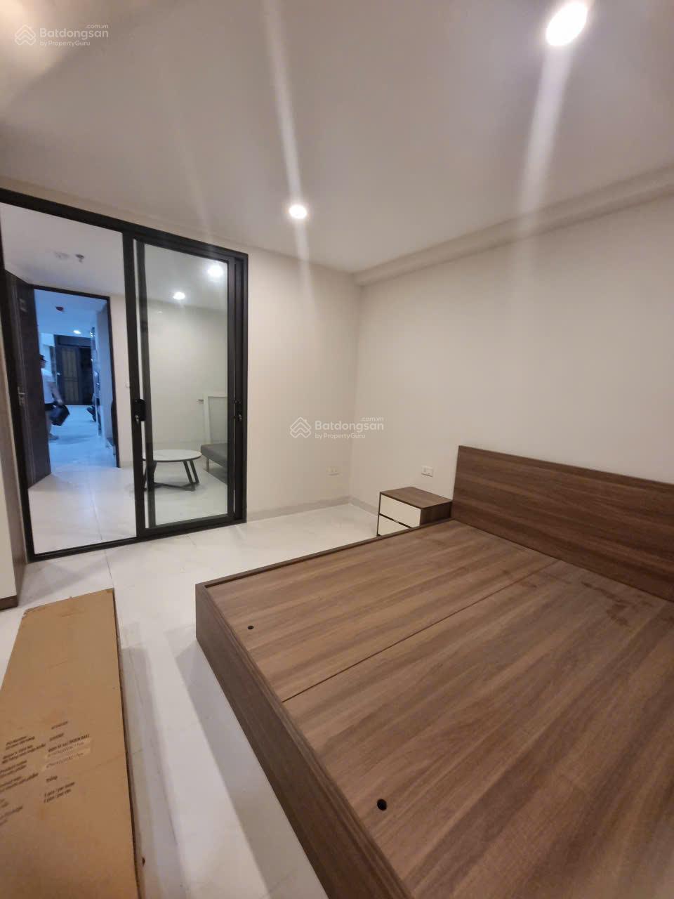 Cho thuê chung cư mini phố Hồng Tiến kéo dài 1 ngủ 1 khách riêng full đồ 5,5 triệu: LH 0916 393 ***