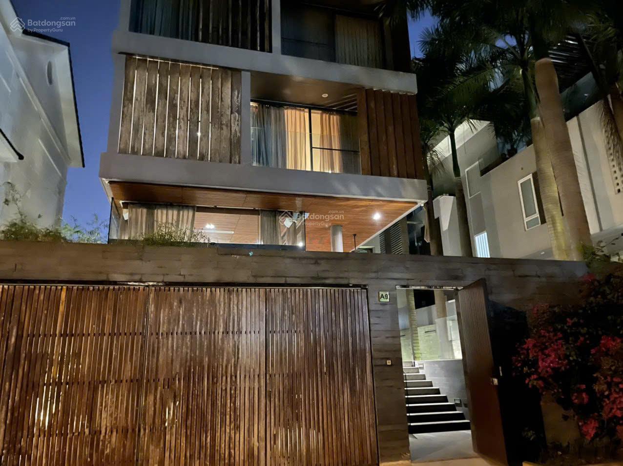 BIỆT THỰ COMPOUND RIVERMARK TRẦN NÃO QUẬN 2, 15 X 20M (300M2) HẦM 4 TẦNG, HỒ BƠI, 116 TỶ