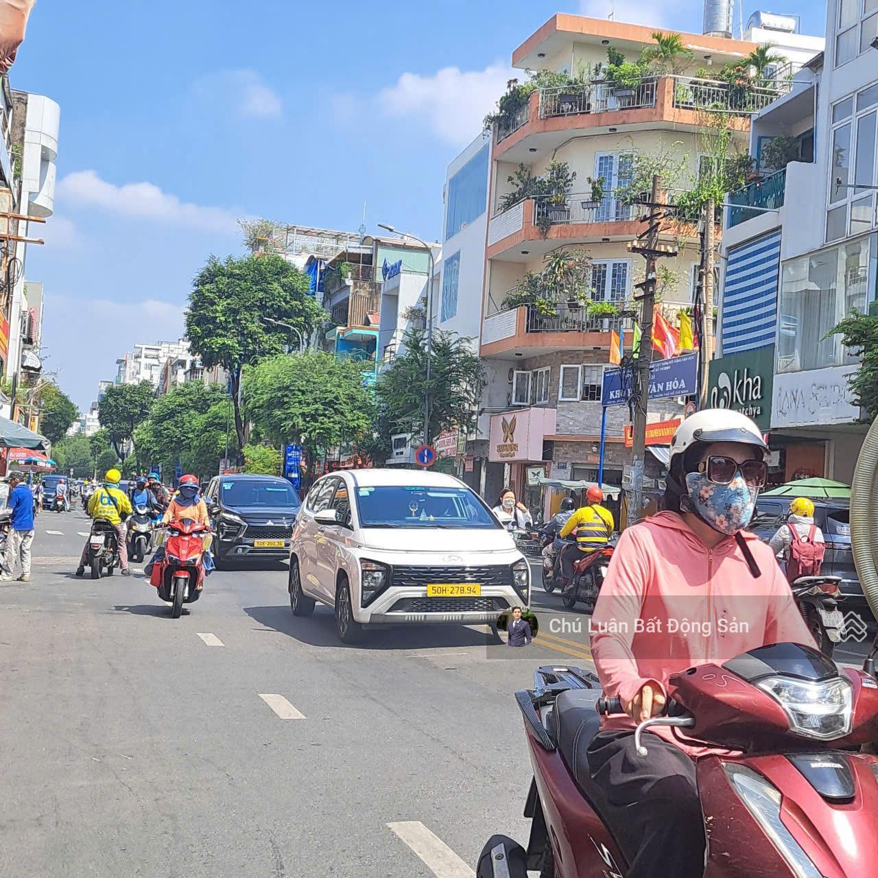 Bán nhà mặt tiền ngang 6m Lê Văn Sỹ, Phường 12, Quận 3. DT: 102m2 (6x17m), Hầm 8 tầng. 44 - 38 tỷ