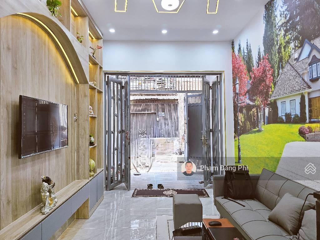 HẺM MỚI ĐỔ NHỰA SẠCH SẼ THÔNG THOÁNG - XE HƠI CHẠY THÔNG - KHU VIP - GẦN TRƯỜNG ĐẠI HỌC VĂN LANG