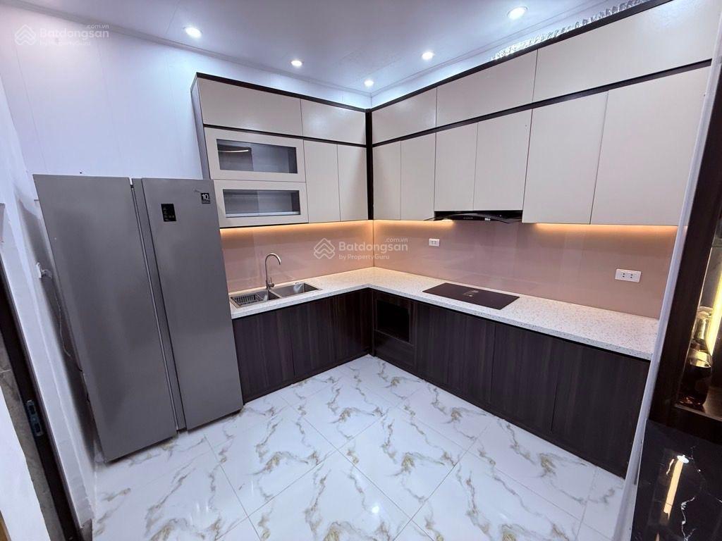 HAI BÀ TRƯNG NGÕ BA GÁC TRÁNH NÔNG GẦN PHỐ - TRƯỚC NHÀ CÓ SÂN RIÊNG - NHÀ DÂN XÂY CHẮC CHẮN - QUY