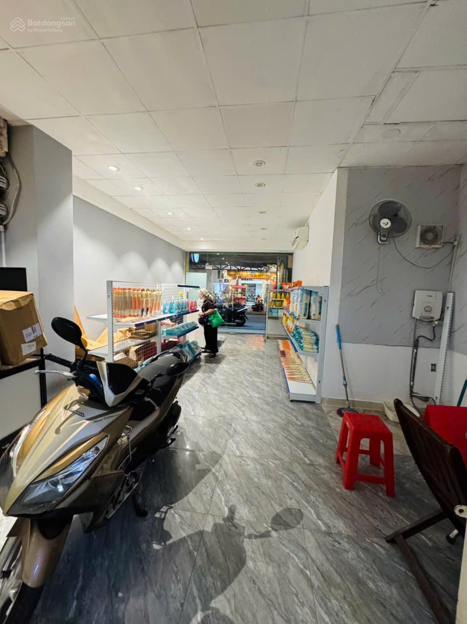 112tr/m2 Nhà mặt tiền đường Lê Thị Chợ Q.7 112tr/m2 Nhà mặt tiền đường Lê Thị Chợ Q.7