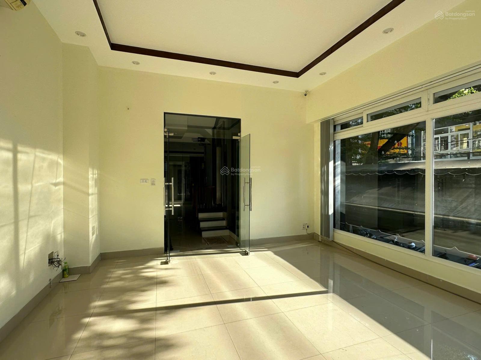 CHO THUÊ MẶT BẰNG GÓC ĐƯỜNG NGUYỄN THỊ THẬP GẦN KHU HIM LAM QUẬN 7. TRỆT +LẦU 1. 6X20M. GIÁ 60TR/TH