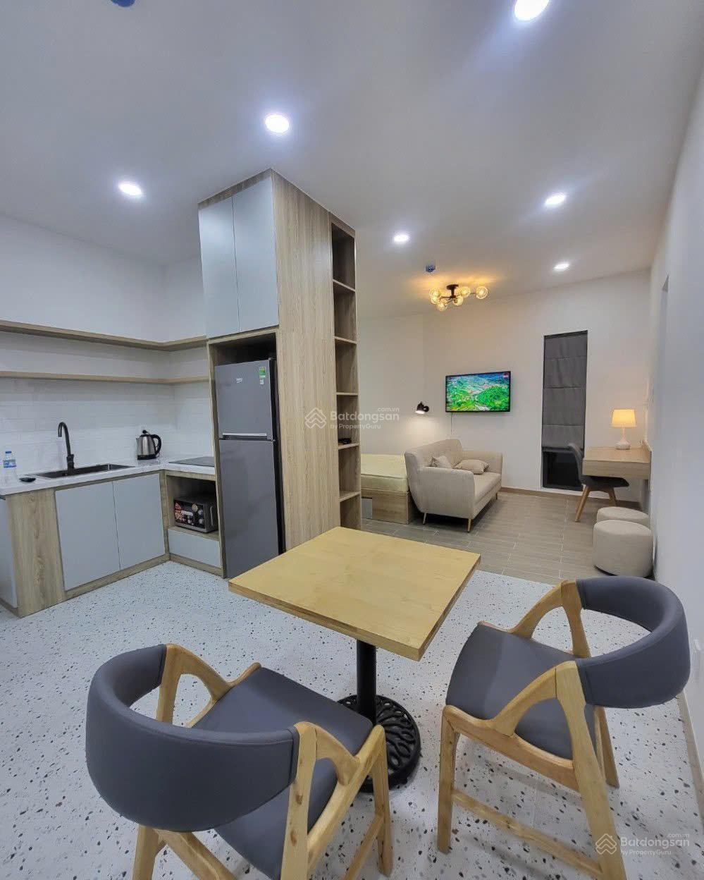 Bán Tòa nhà 5 Tầng Mặt Tiền Khu Phan Xích Long, Q Phú Nhuận-DT 11x20m-HDT 180triệu-Giá 57 tỷ