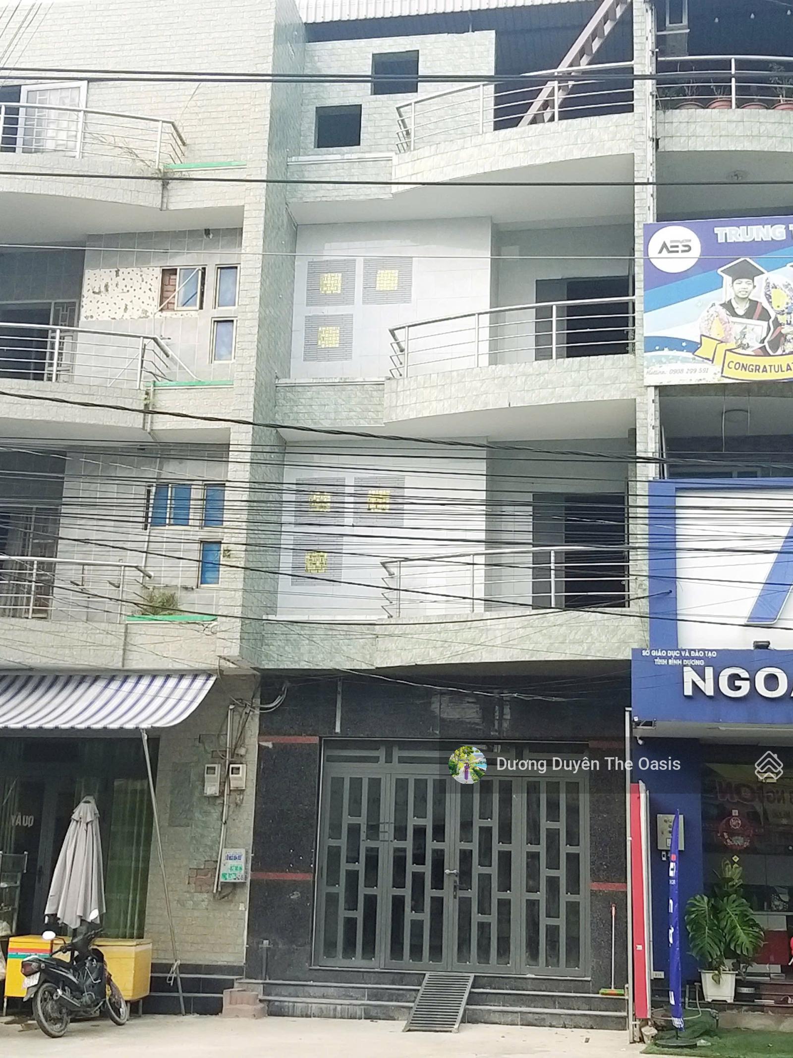 Cho thuê nhà D1 gần D33 trục kinh doanh văn phòng sầm uất. Sàn sử dụng 299.5m2: LH: 0975 362 ***