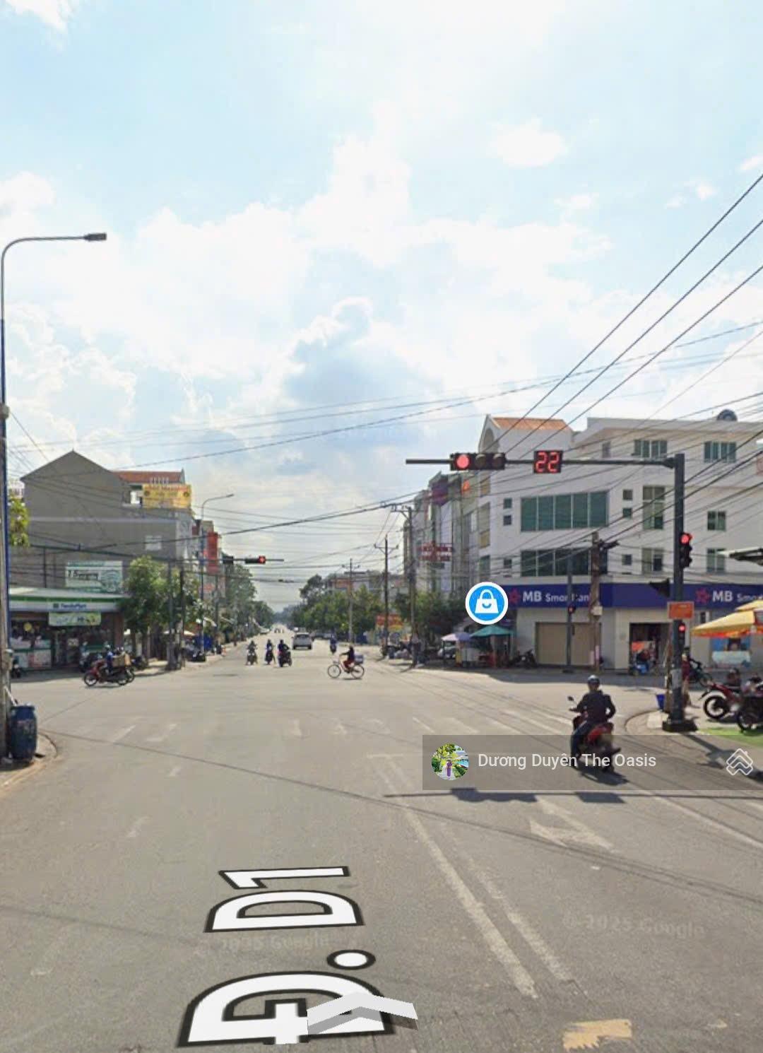 Cho thuê nhà D1 gần D33 trục kinh doanh văn phòng sầm uất. Sàn sử dụng 299.5m2: LH: 0975 362 ***