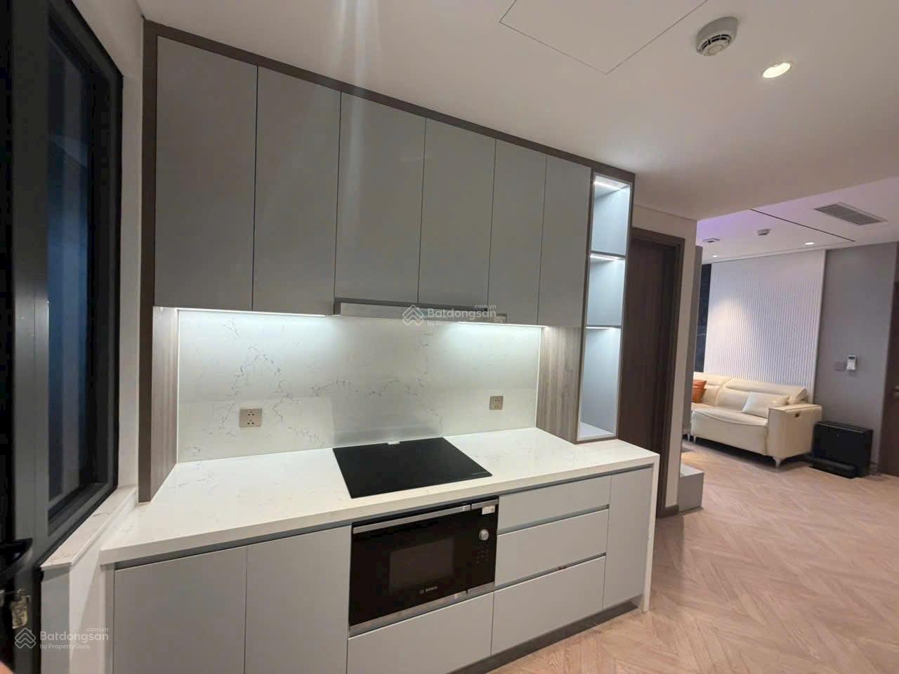 Chủ nhà cần bán nhanh CH2PN+1 Hướng Đông Nam view vườn hoa tầng cao. Giá bán 7 tỷ ctl