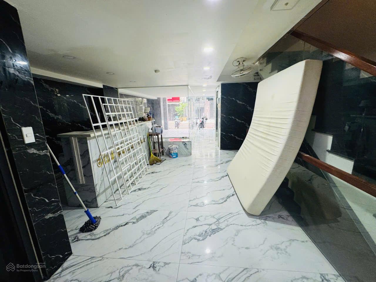 Mặt bằng cho thuê KDC Trung Sơn gần vòng xoay Trung Sơn. 6x20m. Có lối đi riêng. Có hầm để xe