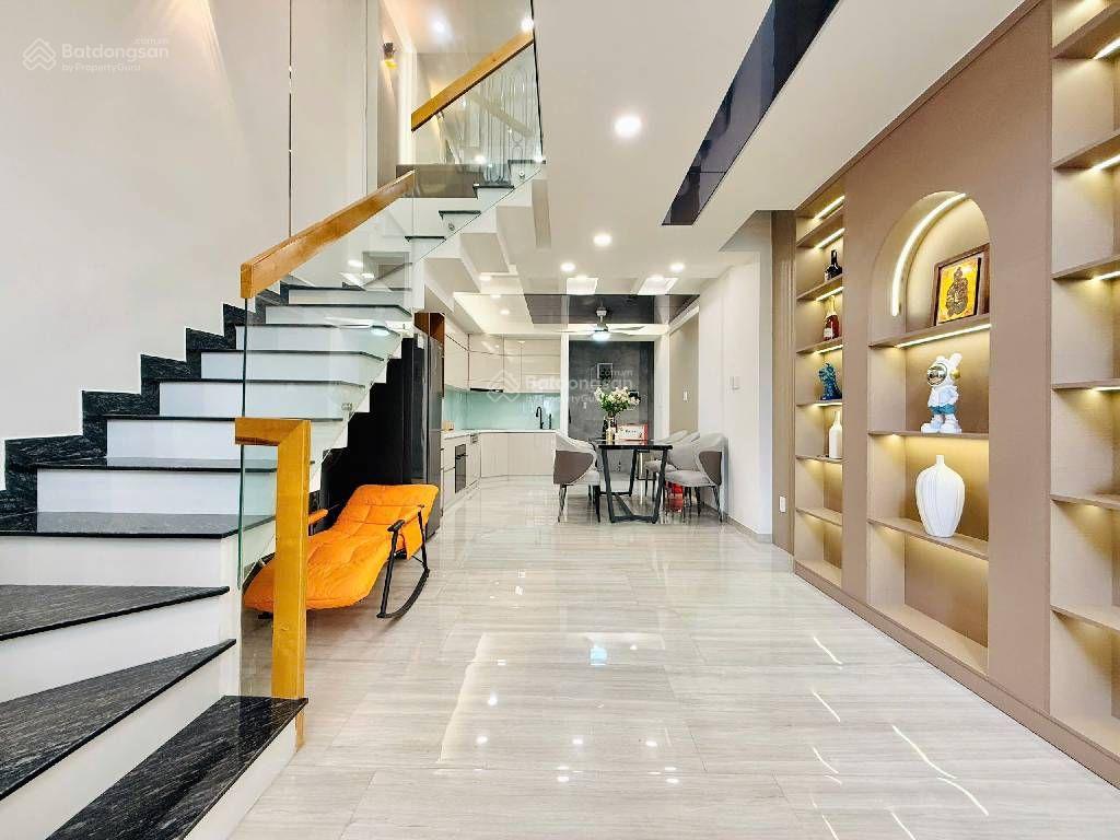 Hẻm 5m. Khu nhà cao tầng Lê Đức Thọ, Gò Vấp. 4x16m. 5tầng. Tặng FULL nộ thất. Chỉ hơn 8tỷ.Gần bờ kè