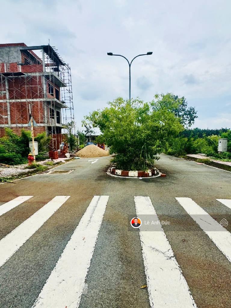 Đất diện tích 455 m2 full thổ cư thích hợp xây biệt thự , CHDV ,căn gốc 2 mặt thoáng Đất diện tích 455 m2 full thổ cư thích hợp xây biệt thự , CHDV ,căn gốc 2 mặt thoáng