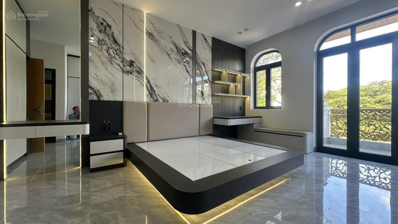 MỸ GIA - NHA TRANG ĐẲNG CẤP CÓ THANG MÁY, song song VÕ NGUYÊN GIÁP, trung tâm nha trang. chỉ 9,53