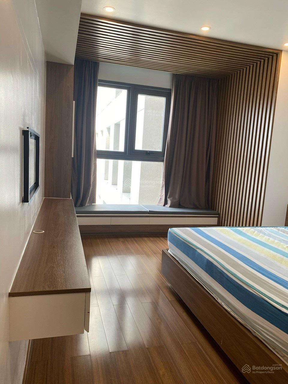 Trống sẵn căn 2PN 103 m2 view Landmark 81, giá 22tr thương lượng cho khách thiện chí. Lh 0903 073 *** Trống sẵn căn 2PN 103 m2 view Landmark 81, giá 22tr thương lượng cho khách thiện chí. Lh 0903 073 ***