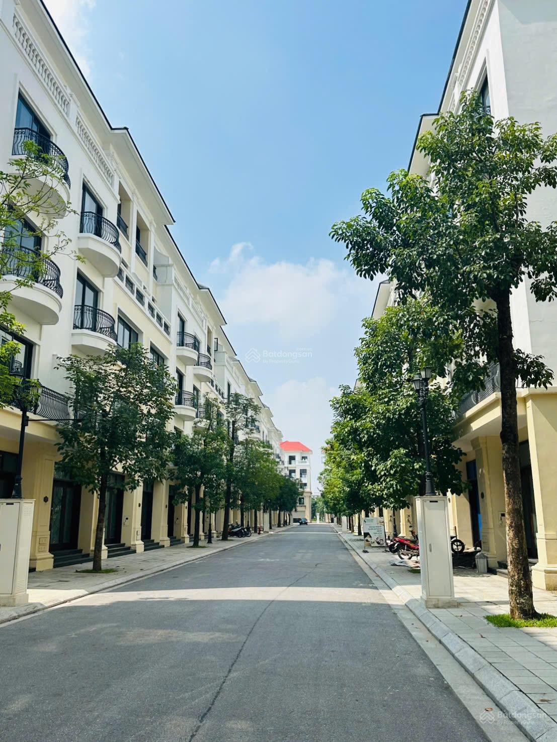 San hô chưa bao giờ hết hót quý Ac ạ - Diện tích 60m, mặt tiền 5m
- Giá chỉ hơn 9tỷ -