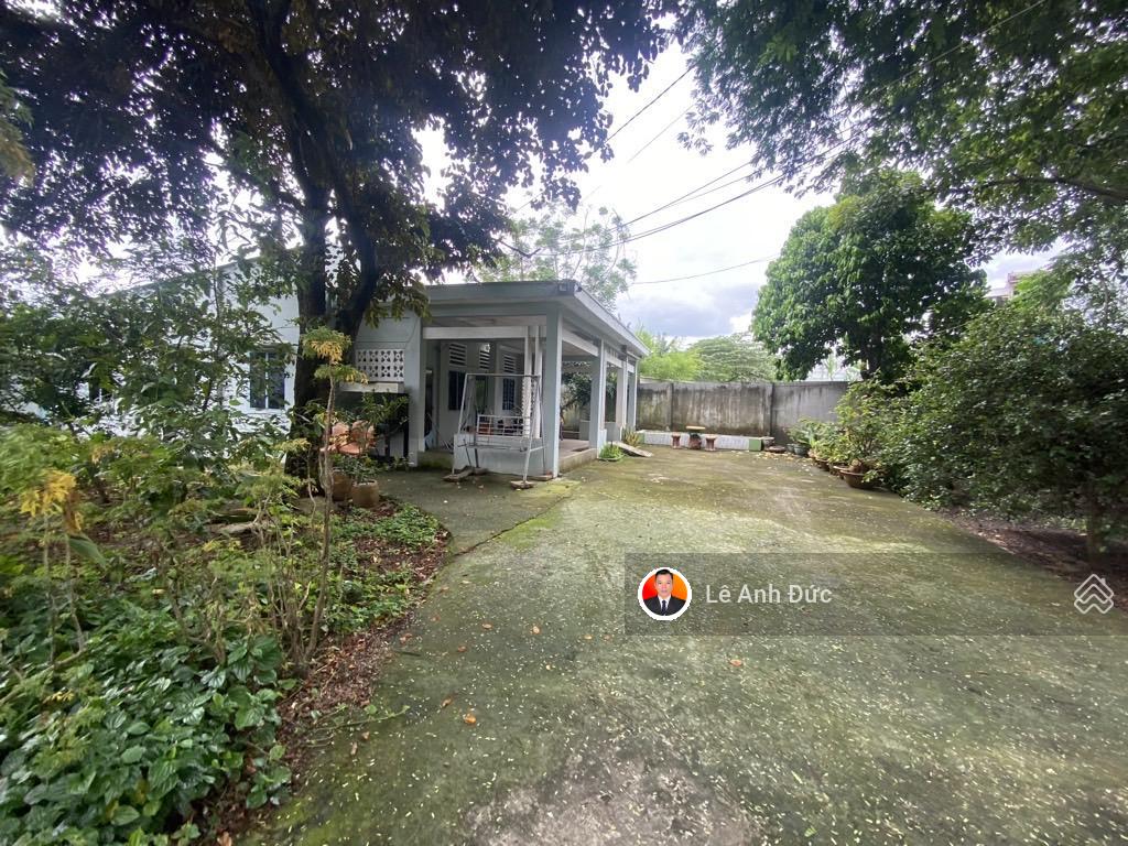 BÁN ĐẤT TẶNG NHÀ KHU VỰC VÀNG TRUNG TÂM Q2- 1052M2 (25x40M) - Hẻm XE HƠI - CHỈ 55TỶ