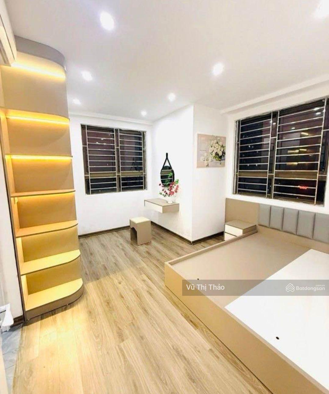 CHÍNH CHỦ BÁN GẤP NHÀ TẬP THỂ CHÙA BỘC, PHẠM NGỌC THẠCH, 65M, 2PN, 2WC, NHÀ ĐẸP, FULL ĐỒ, CÓ SỔ ĐỎ CHÍNH CHỦ BÁN GẤP NHÀ TẬP THỂ CHÙA BỘC, PHẠM NGỌC THẠCH, 65M, 2PN, 2WC, NHÀ ĐẸP, FULL ĐỒ, CÓ SỔ ĐỎ