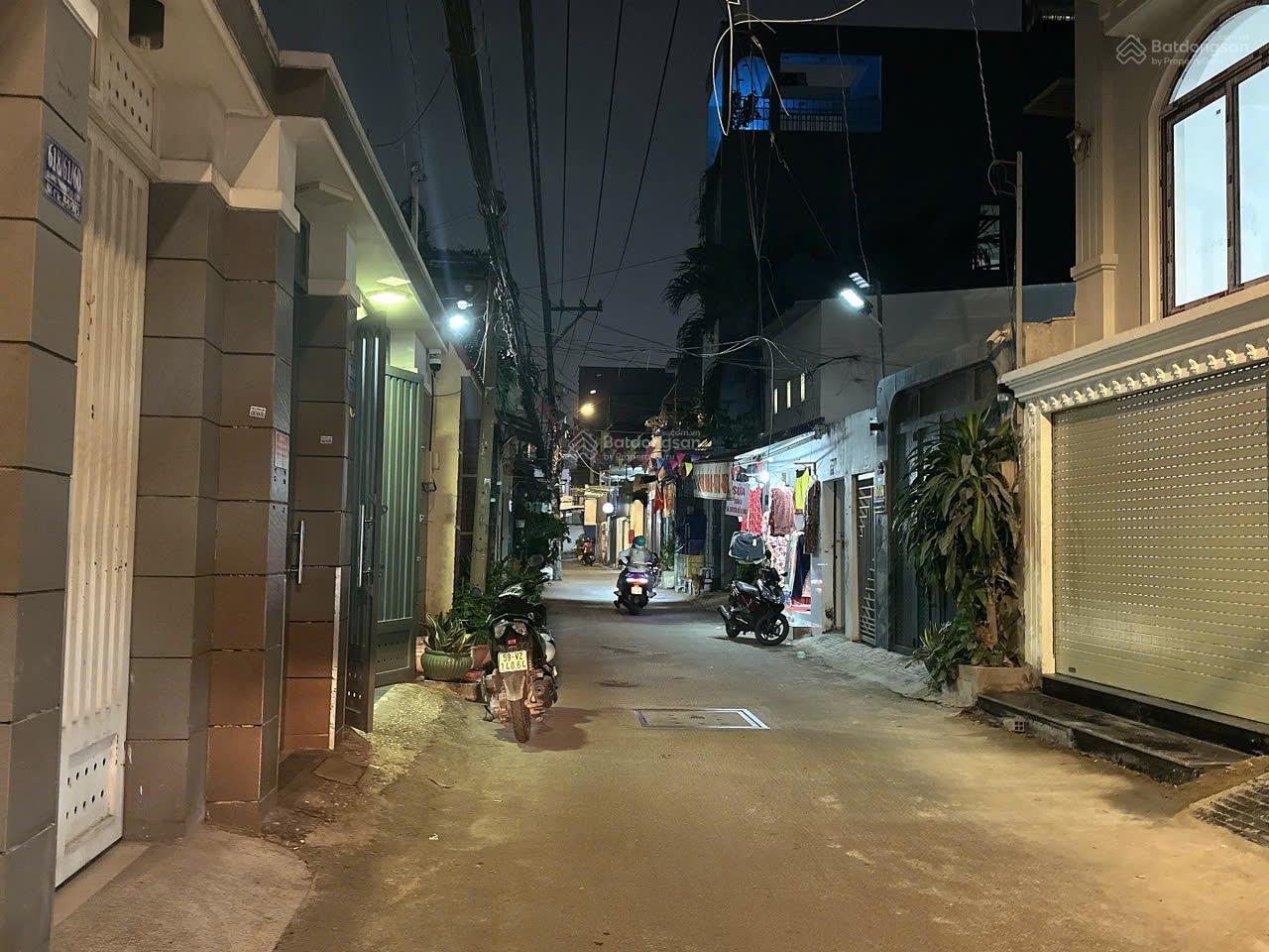 Bán CHDV hẻm 8m Quang Trung ngang 6.7m 134m2 6 lầu 21PN T.máy DT 115tr 26 tỷ gần chợ. 0902 675 *** Bán CHDV hẻm 8m Quang Trung ngang 6.7m 134m2 6 lầu 21PN T.máy DT 115tr 26 tỷ gần chợ. 0902 675 ***