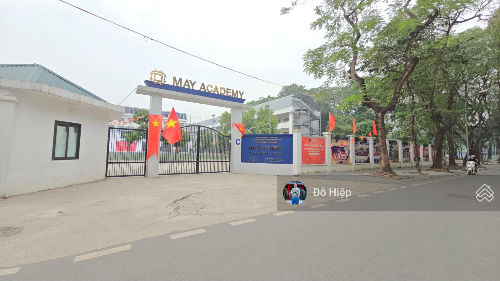 Hiếm! Nhà KĐT Định Công 93m², 5 tầng, ô tô tránh, giá 41.8 tỷ