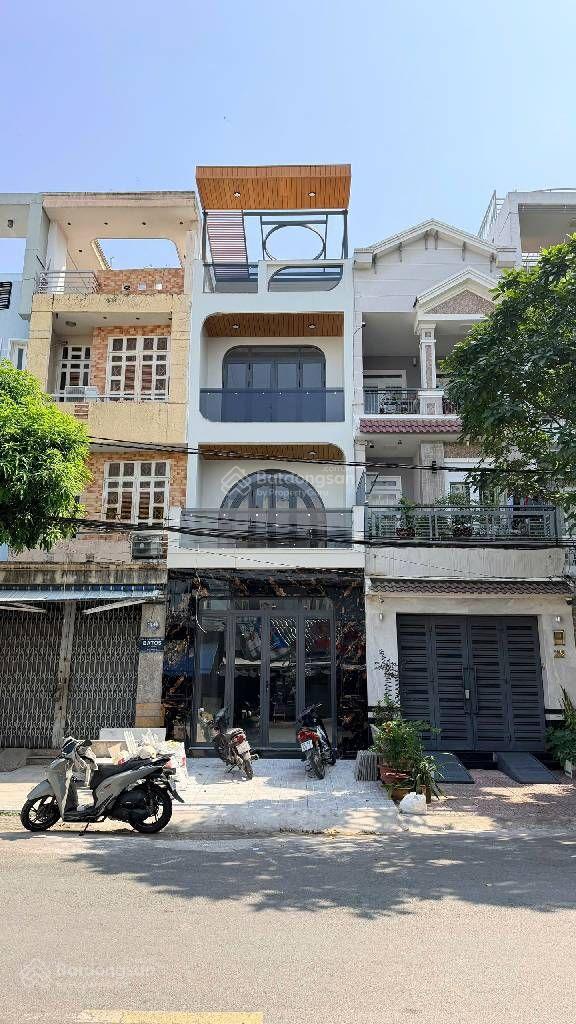 KHU VIP- MẶT TIỀN ĐƯỜNG SỐ Q4- 40m2- 4x10m- 4 TẦNG ĐÚC- KO LỘ GIỚI- CHỈ 11 TỶ NHỈNH