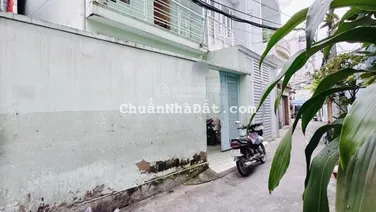 Hoàng Diệu Q4 - Hẻm 3m - 53.2m2 ngang 5,45m - 2 tầng đúc - không QH - 5 tỷ hơn