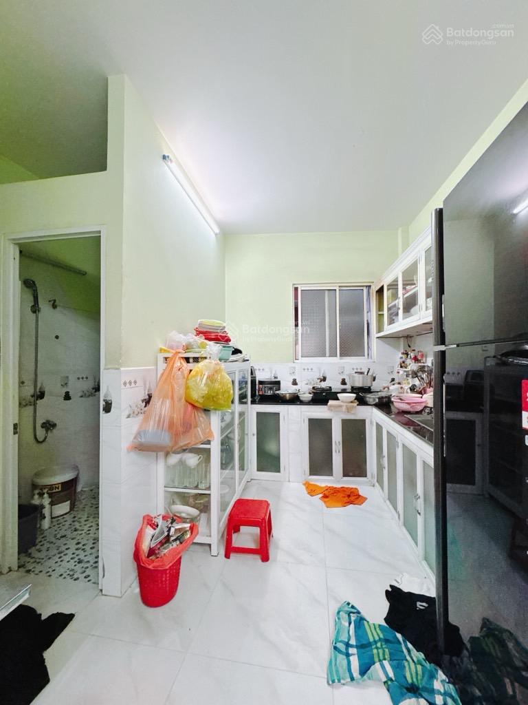 Hoàng Diệu Q4 - Hẻm 3m - 53.2m2 ngang 5,45m - 2 tầng đúc - không QH - 5 tỷ hơn