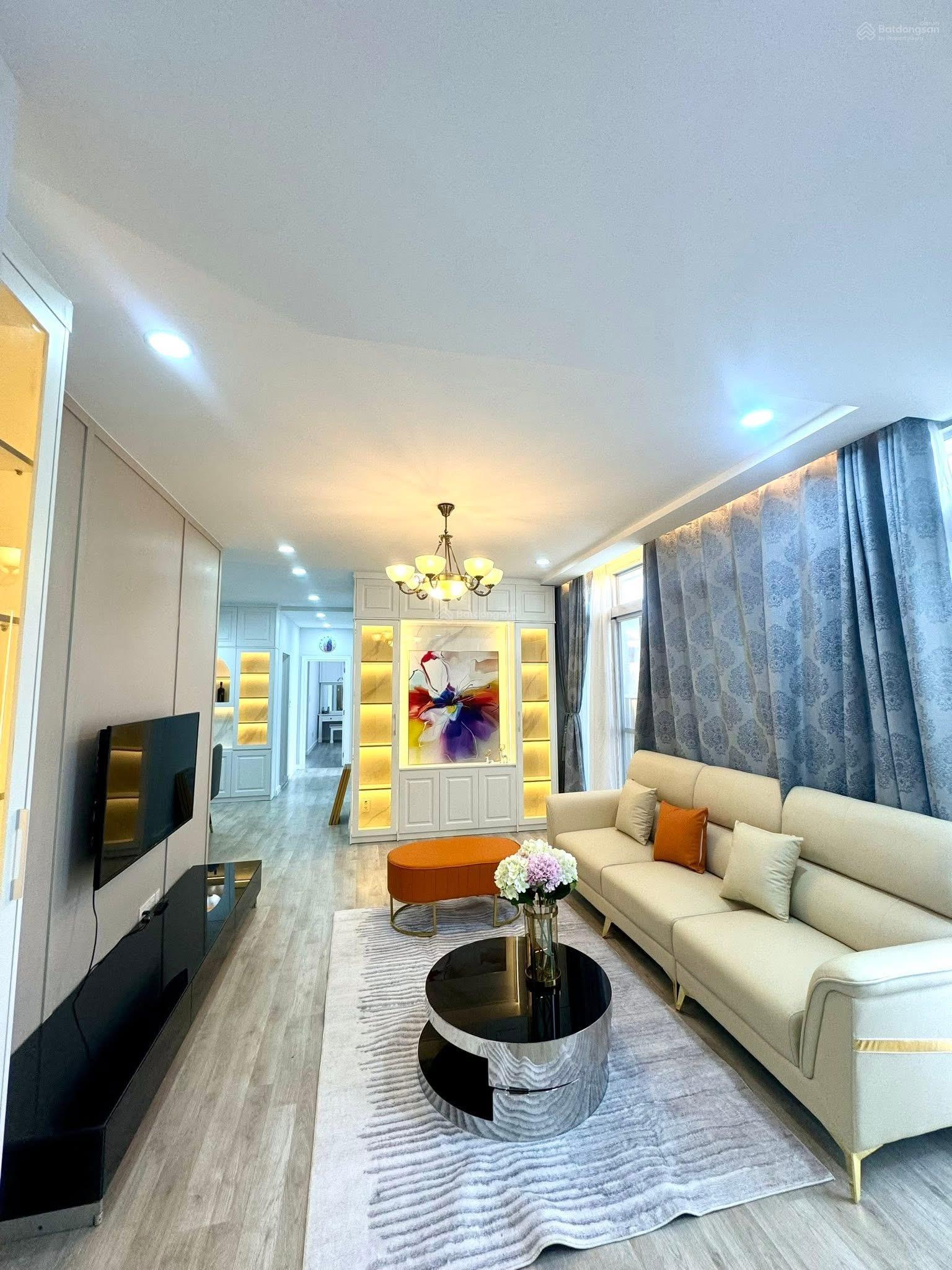 Bán căn hộ starhii Tân Phú Q7- Đối diện trường Đinh Thiện Lý-Shr-có ô xe- Dt 95m2- Giá 9.8 tỷ