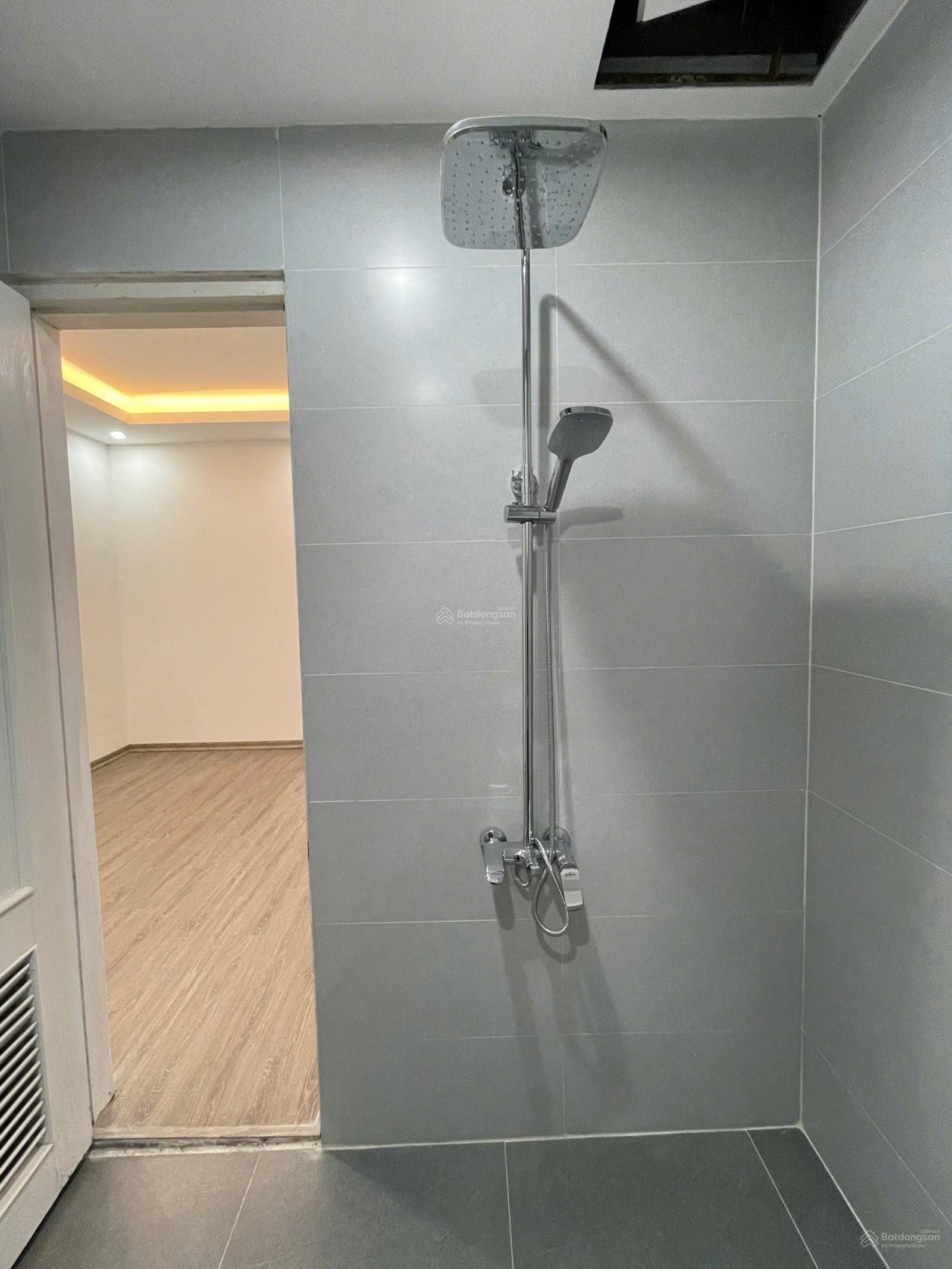 Chính chủ cần cho thuê căn góc chung cư Vinaconex 19 Đại Từ, 3PN, 100m2, giá chỉ 12tr5